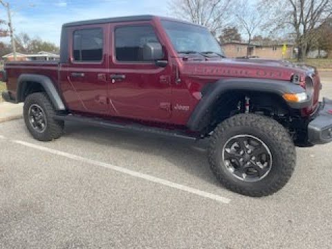 2021 Jeep Gladiator Rough Country 2 1/2 inch leveling kit part# 63400