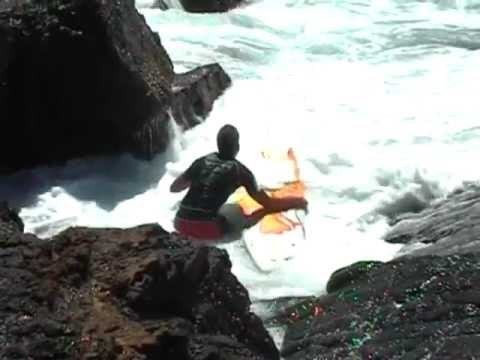 Guy tries to surf in Australia: A DISASTER!