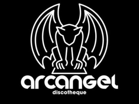 ►Haus of Edwards Audience Warmup  ► Arcángel Show ◄