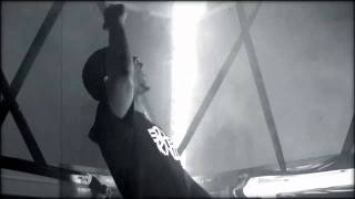 LETHAL BIZZLE FT JME & FIRE CAMP - LEAVE IT YEAH (OFFICIAL VIDEO)