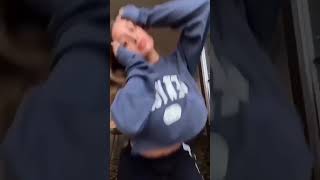 Download lagu Girls showing #under #booba #underboobs mp3