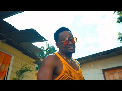 Dilly Chris-Whine Up Official Video