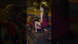 Download lagu Cewek seksi naik rx king mp3