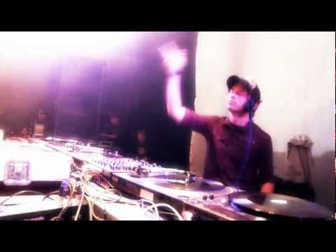 Andy C & MC GQ @ Mainframe Vienna (02.04.2011)