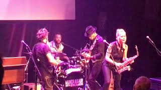 Not That Kind Of Girl-Mindi Abair & The Boneshakers