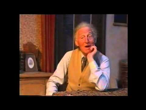 BBC Watch Magic Grandad - Bathtime