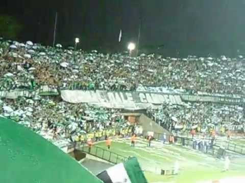 "Cantemos sureños - los del sur" Barra: Los del Sur &bull; Club: Atlético Nacional