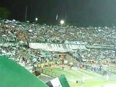 "Cantemos sureños - los del sur" Barra: Los del Sur • Club: Atlético Nacional