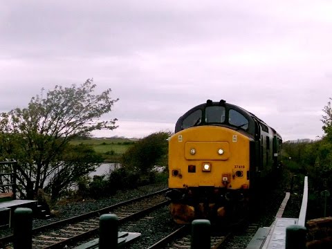 37409 and 37419 arrive Ravenglass Friday 22 nd May 2015