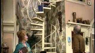 Hello, Larry - The Trip (Season 1, Part 1)