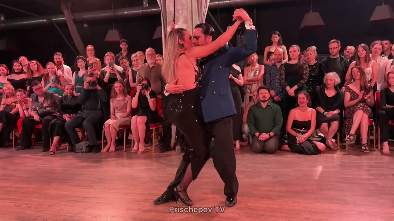 Video thumbnail for Martina Waldman & Alejandro Moncada PLANETANGO 2025