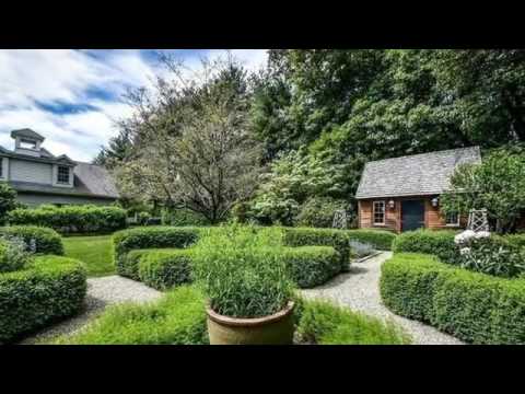 4 Folsom's Pond Rd, Wayland, MA - Listed by Stephanie Burns
