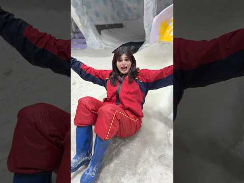 Birthday pr aaye snow ⛄️ masti 😂 || Jaanvi patel #shorts