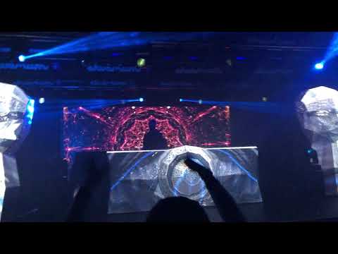 Henry Saiz drops Der Dritte Raum - Hale Bopp @ Akvarium Budapest 23.11.2018.