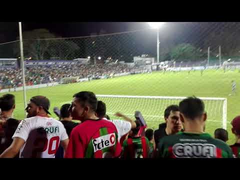 "La banda del camion" Barra: La Banda del Camion • Club: Rampla Juniors • País: Uruguay