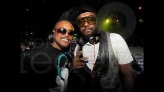 Apl.De.Ap - Fly (video by Lary Peabody)