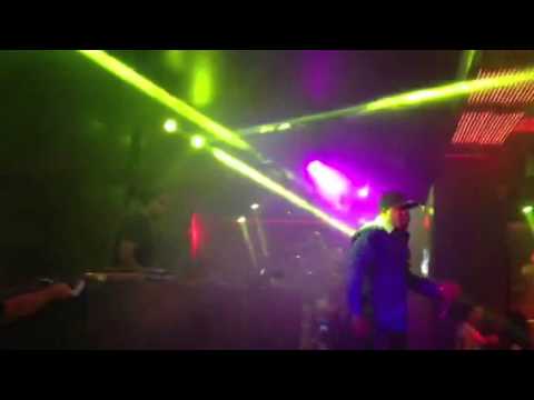 Mc stik-e & Dj R-Wan performing