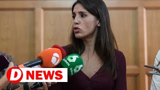 Download lagu Spanish women filmed urinating left humiliated by judge mp3