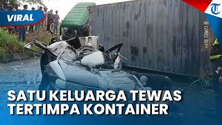 Satu Keluarga Tewas Tertimpa Kontainer di Karawang, Truk Oleng setelah Terperosok ke Dalam Parit