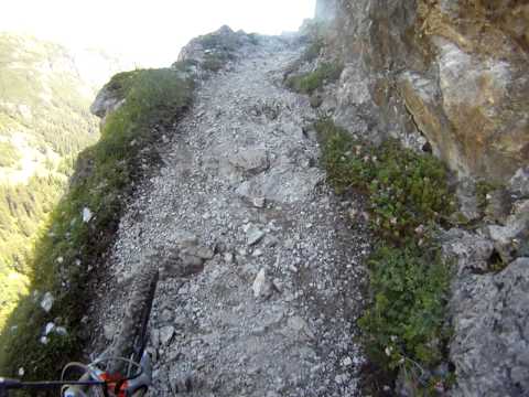 Alpencross 2011 - 1. Tag -- Schrofenpass Teil 1