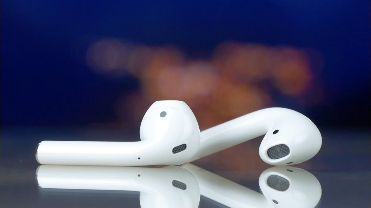 Мікронавушники Apple AirPods video preview