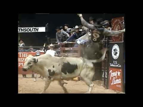 Panhandle Slim bucks Owen Washburn - 99 PBR Phoenix