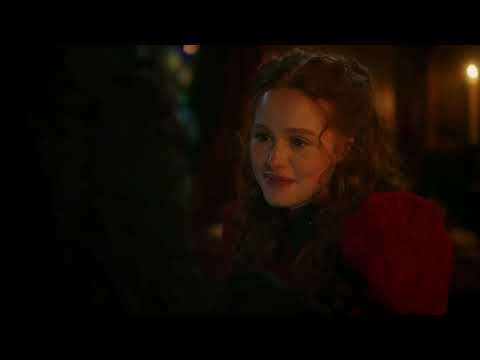 Abigail And Thomasina Kiss, Poppy Helps Velma - Riverdale 6x04 Scene