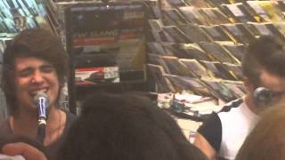 Kiss Me Like You Mean It - Room 94, Acoustic Session (No Strings Attached, London)