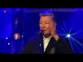 Henk Hofstede van The Nits zingt over zijn vrije jeugd op het Bevrijdingsfestival in Almere.