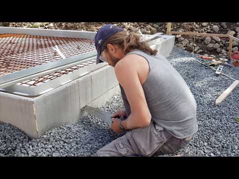 Building a garage part 3 - cellular plastic and reinforcement