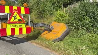 Elho KANTSLÅTTMASKIN – 5,5 M REKKEVIDDE – HARDOX – PTO – VARSLINGSTAV roadside mower for sale - Image 4 | Agroline AM Elho KANTSLÅTTMASKIN – 5,5 M REKKEVIDDE – HARDOX – PTO – VARSLINGSTAV roadside mower | Image 4 - Agroline