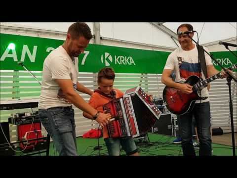 Mini Piko olimpijada in mladi harmonikarji s Čuki na Krkinem družinskem dnevu