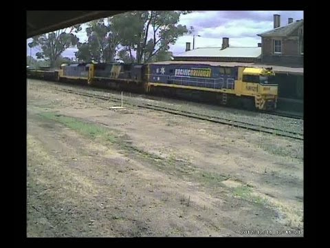 Stawell Station Cam - Trains During the day 16th dec 2012