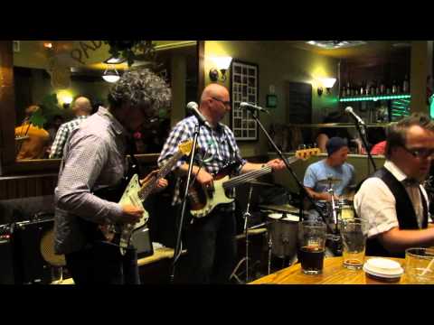 Deep Roots Blues Summit w/ The Idle Threats - Chank (Paddy's Pub, Woflville, 27 September 2014)