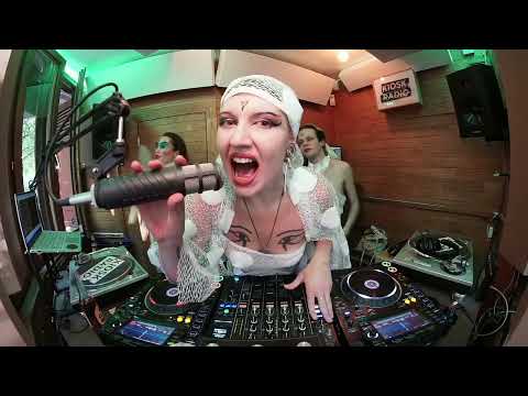 ♥Shakti Stream ☿ Dance Divine b2b Vera Moro ‡ Kiosk Radio