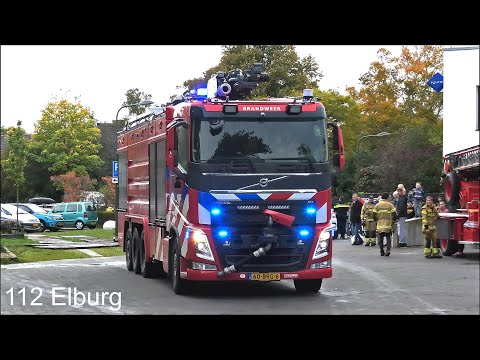 Open Dag brandweer Bergen | Diverse brandweervoertuigen met spoed