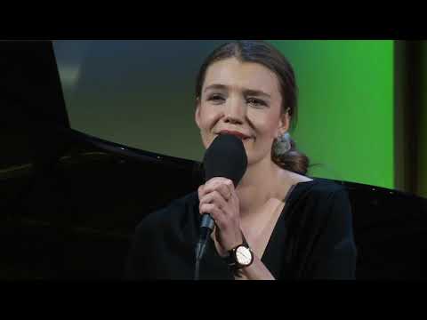 Modlitwa o światło - wyk. Agata Klimczak | 32. Studio Piosenki - reż. Janusz Gast