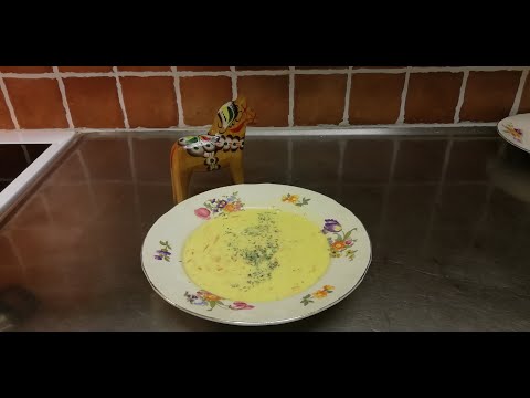 Hemmagjord krämig morotssoppa