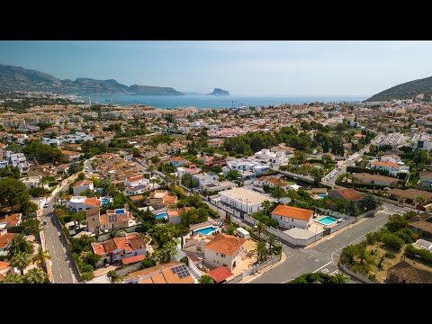 NO5139   Fantastic villa only 5 minutes walking to the center of Albir!