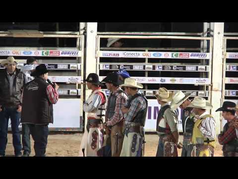Ouro Fino rodeio festival primeiro dia da festa do peão -  Show Zé Henrique & Gabriel