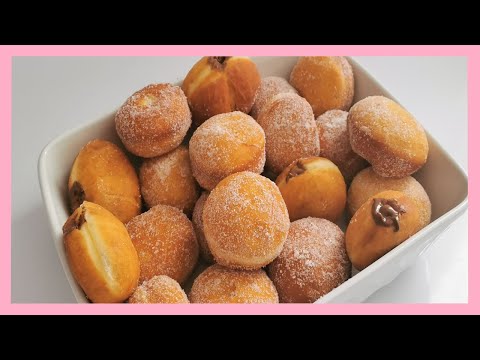 Mini-beignets au sucre / pâte à tartiner - Mini sugar donuts / spread