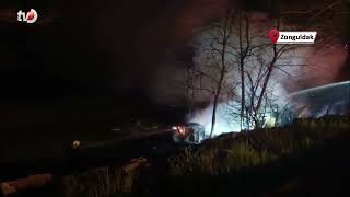 Plaja Yakın Barakalarda Çıkan Yangında 'Kundaklama' Şüphesi