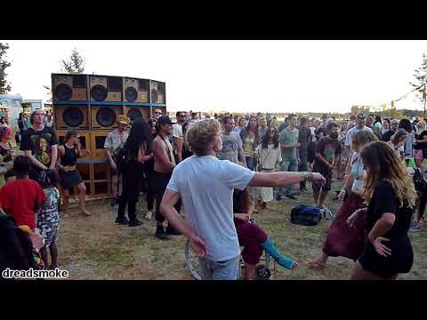 KING SHILOH SOUNDSYSTEM ft red lion -  Helicopter Dubwise (Barry Issac) @ Rastaplas (nl) 140718