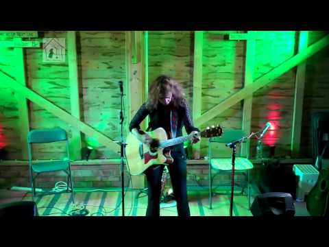 Janet Robin - guitar boogie - live @ little rabbit barn