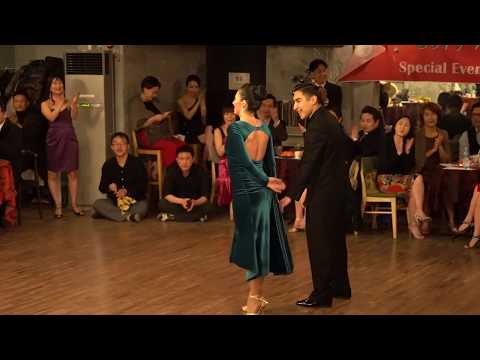 Ana Barros y Facundo Arnedo - Valsecito Criollo - (2019/12 NOBLE MILONGA)