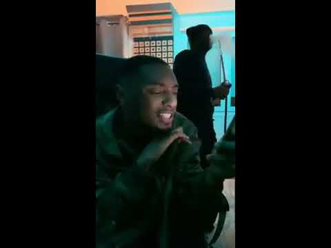 [EXCLU] Take a Mic - Freestyle Désinfecte