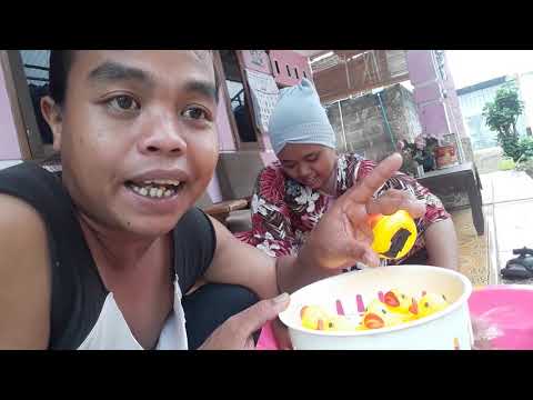 mandi-bareng-istri-dan-anak-pedro-dunia-terbalik