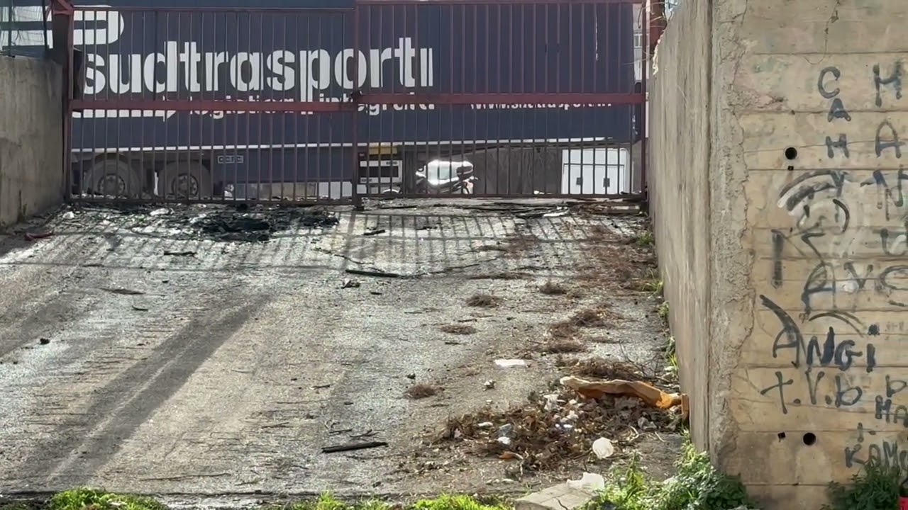 Si oppose al pizzo: imprenditore subisce un incendio