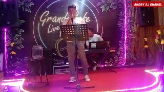 Download lagu GRAND CAFE LIVE MUSIK || COVER CINTO BALAIN RASO || DIO ANUGRAH || LIVE REC mp3 Download lagu GRAND CAFE LIVE MUSIK || COVER CINTO BALAIN RASO || DIO ANUGRAH || LIVE REC mp3