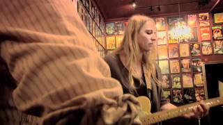 Lissie - Little Lovin&#39; (Yours Truly Session)